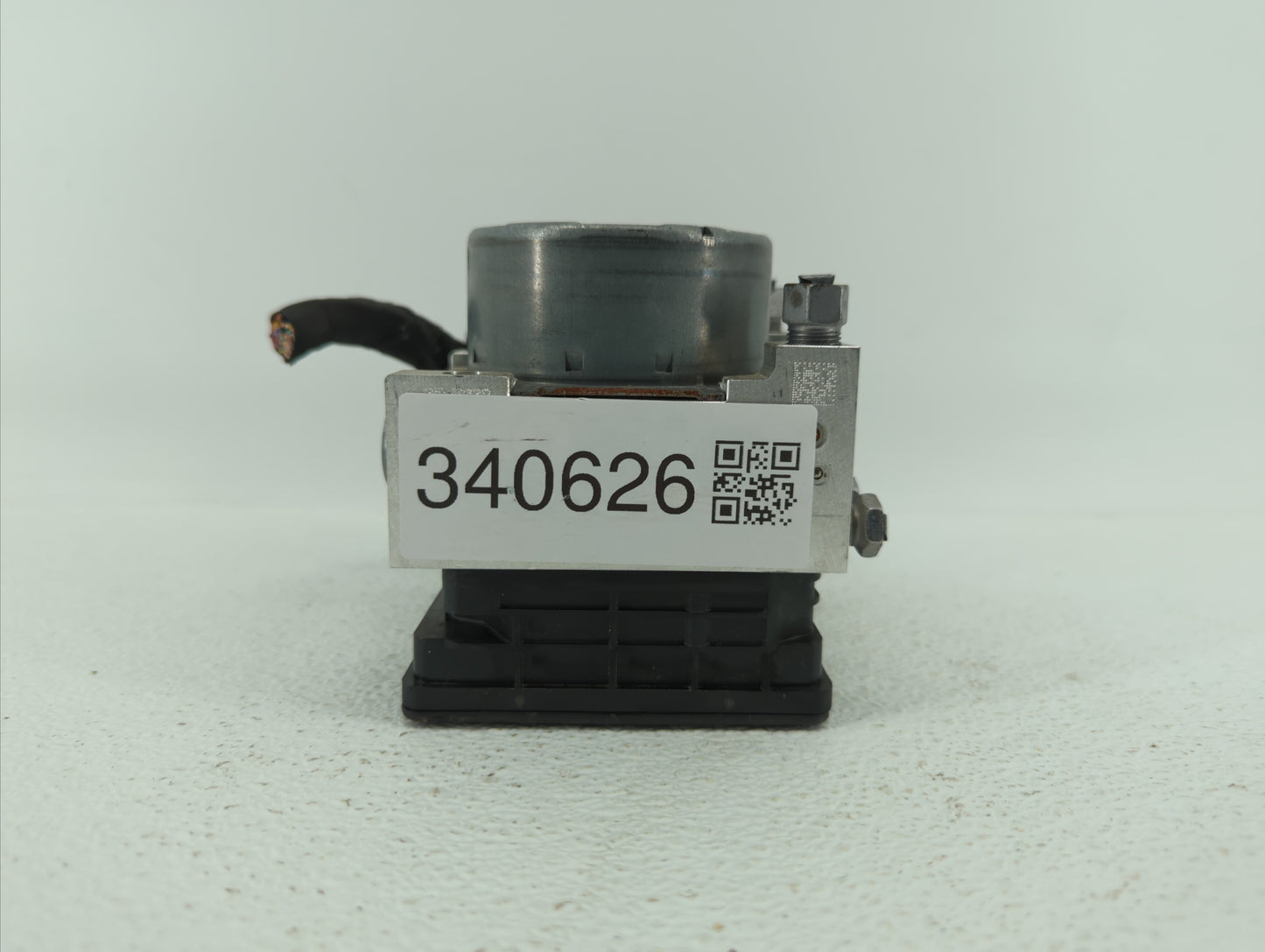 2018-2019 Chevrolet Equinox ABS Pump Control Module Replacement P/N:84560131 84342052, 84646849 Fits Fits 2018 2019 2020 202