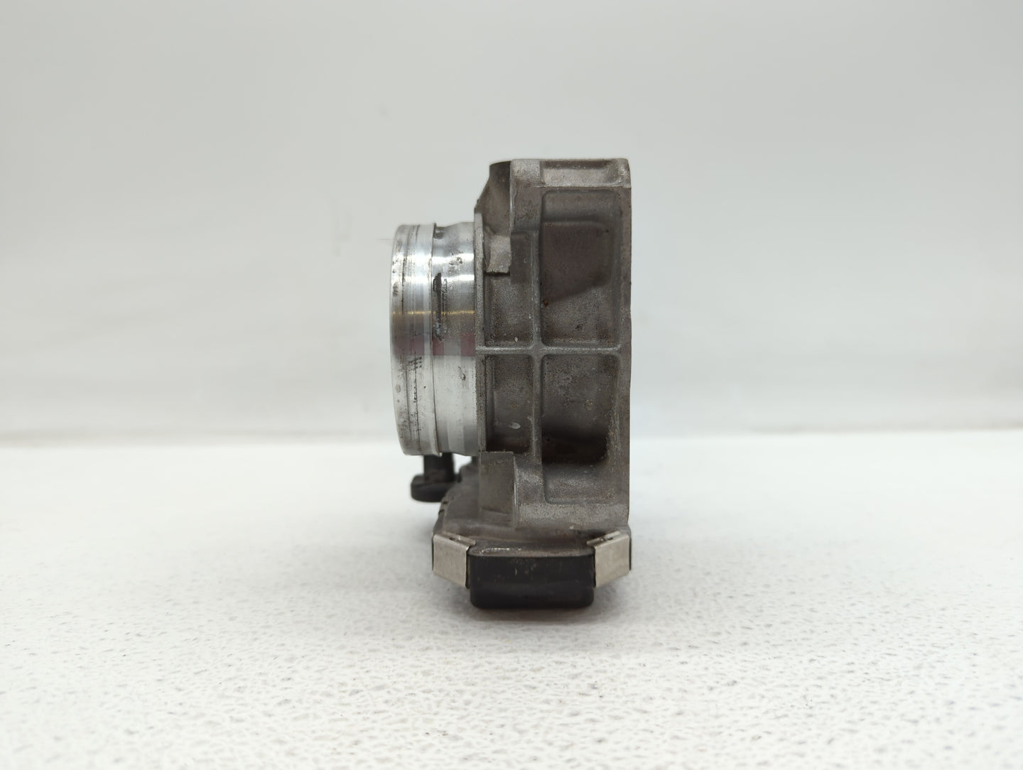 2018-2019 Chevrolet Equinox Throttle Body P/N:12670837AA 12681472AA, 12670937AA Fits Fits 2013 2014 2015 2016 2017 2018 2019