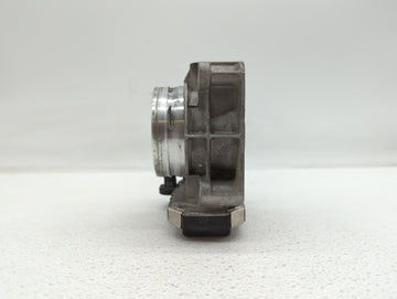 2018-2019 Chevrolet Equinox Throttle Body P/N:12670837AA 12681472AA, 12670937AA Fits Fits 2013 2014 2015 2016 2017 2018 2019 OEM Used Auto Parts