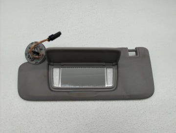 2018-2019 Chevrolet Equinox Sun Visor Shade Replacement Driver Left Mirror Fits Fits 2018 2019 OEM Used Auto Parts - Oemused