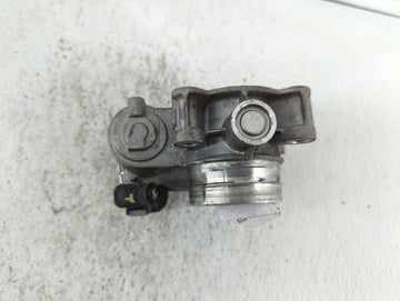 2018-2019 Chevrolet Equinox Throttle Body P/N:12671379AA Fits Fits 2016 2017 2018 2019 OEM Used Auto Parts