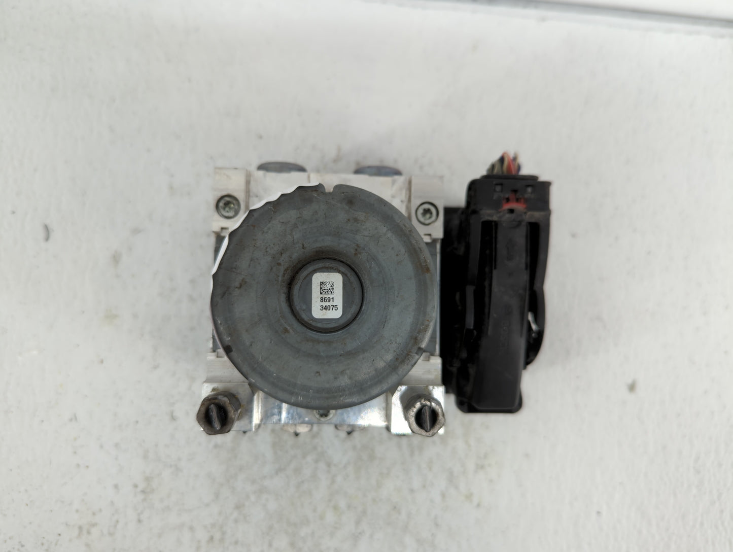 2018-2019 Chevrolet Equinox ABS Pump Control Module Replacement P/N:84560131 84342052, 84646849, 84715330 Fits Fits 2018 201