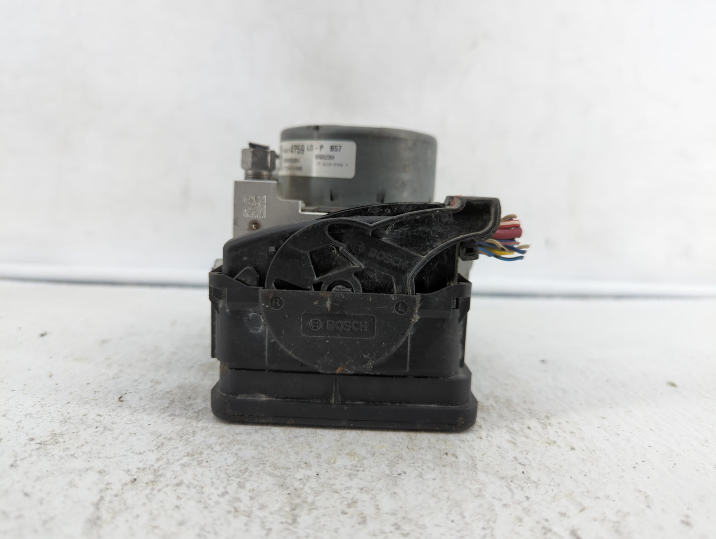 2018-2019 Chevrolet Equinox ABS Pump Control Module Replacement P/N:84560131 84342052, 84646849, 84715330 Fits Fits 2018 201