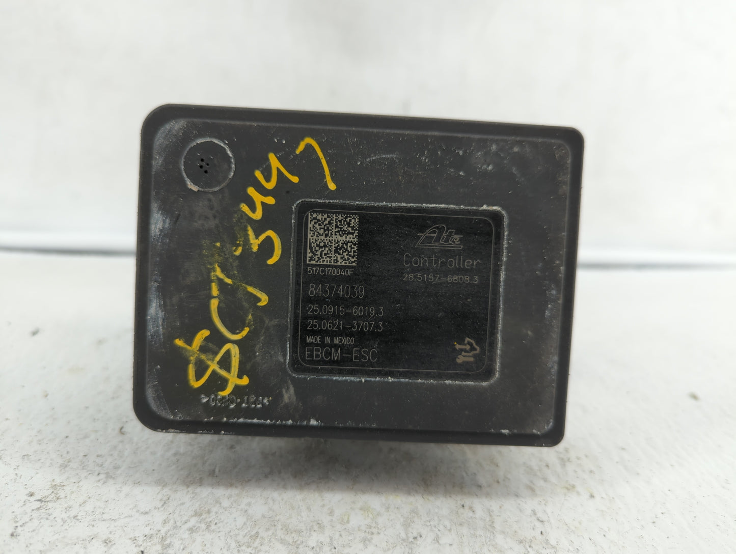 2018-2019 Chevrolet Equinox ABS Pump Control Module Replacement P/N:84560131 84342052, 84646849, 84715330 Fits Fits 2018 201
