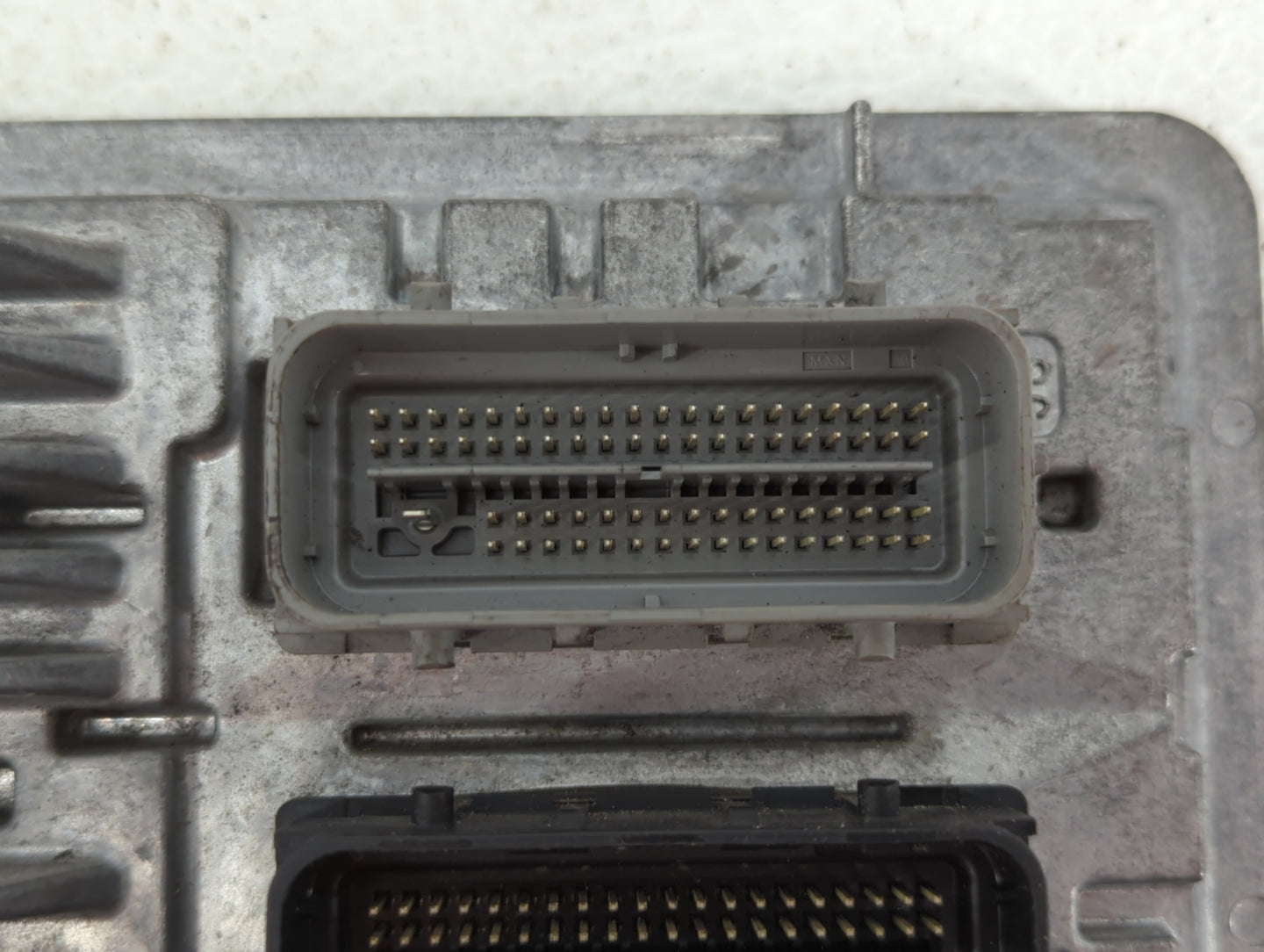2018-2019 Chevrolet Equinox PCM Engine Control Computer ECU ECM PCU OEM P/N:12677677 12686384, 12669908 Fits Fits 2017 2018 
