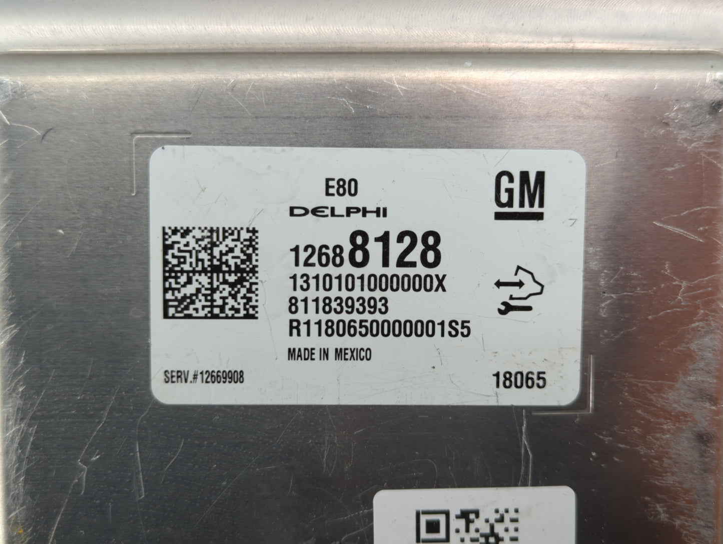 2018-2019 Chevrolet Equinox PCM Engine Control Computer ECU ECM PCU OEM P/N:12688128 12677677, 12686384 Fits Fits 2017 2018 