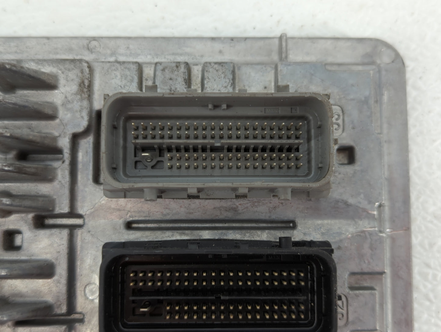 2018-2019 Chevrolet Equinox PCM Engine Control Computer ECU ECM PCU OEM P/N:12688128 12677677, 12686384 Fits Fits 2017 2018 