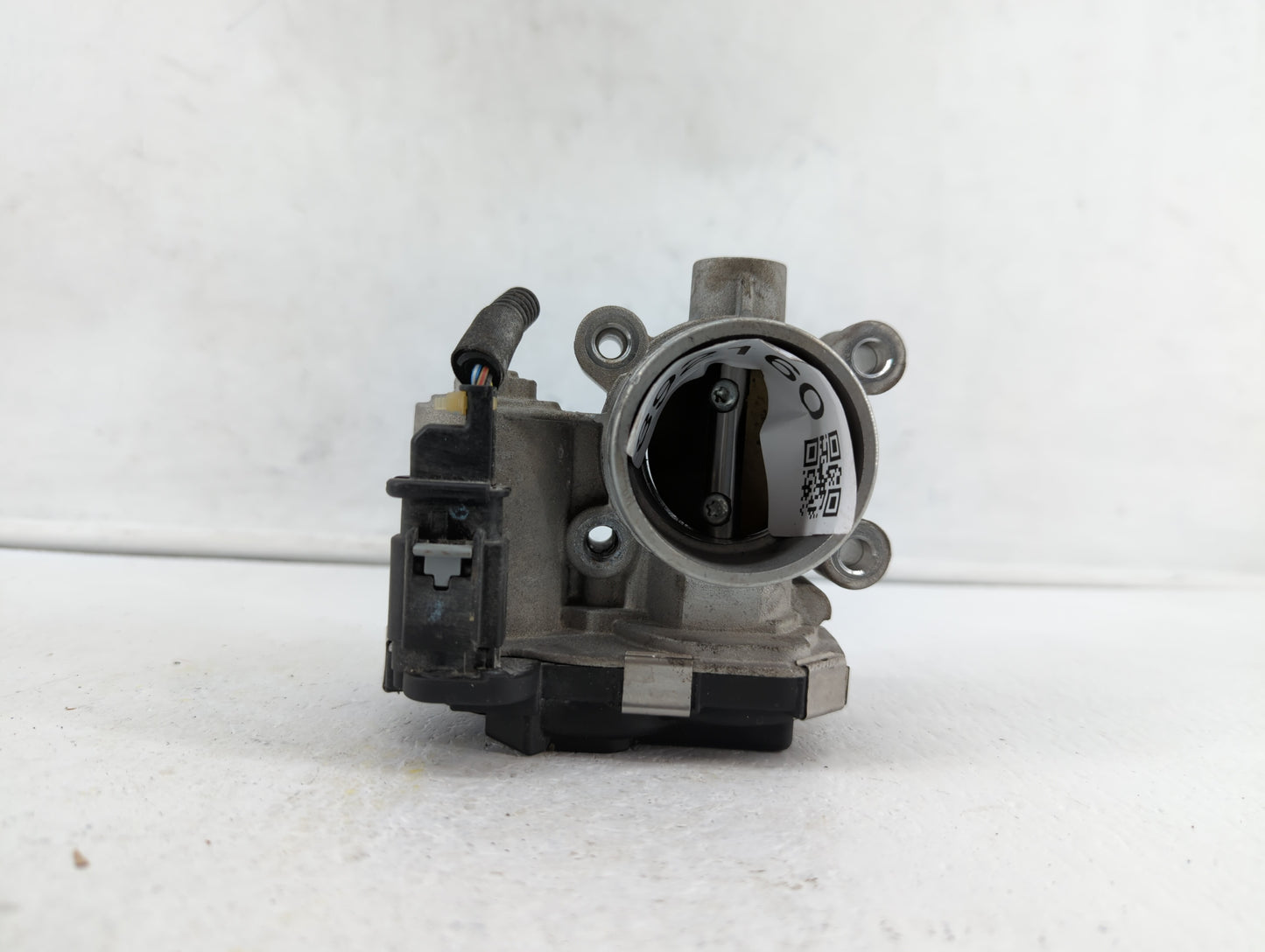 2018-2019 Chevrolet Equinox Throttle Body P/N:12671379AA Fits Fits 2016 2017 2018 2019 OEM Used Auto Parts - Oemusedautopart