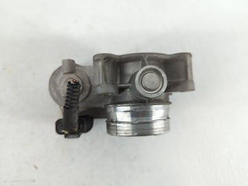 2018-2019 Chevrolet Equinox Throttle Body P/N:12671379AA Fits Fits 2016 2017 2018 2019 OEM Used Auto Parts