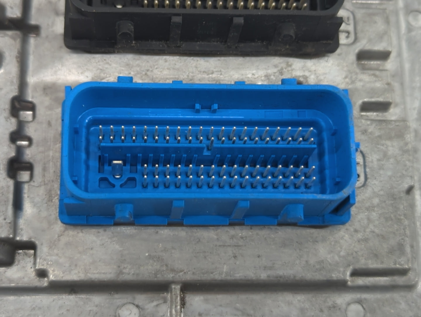 2018-2019 Chevrolet Equinox PCM Engine Control Computer ECU ECM PCU OEM P/N:12669908 12681528 Fits Fits 2017 2018 2019 OEM U