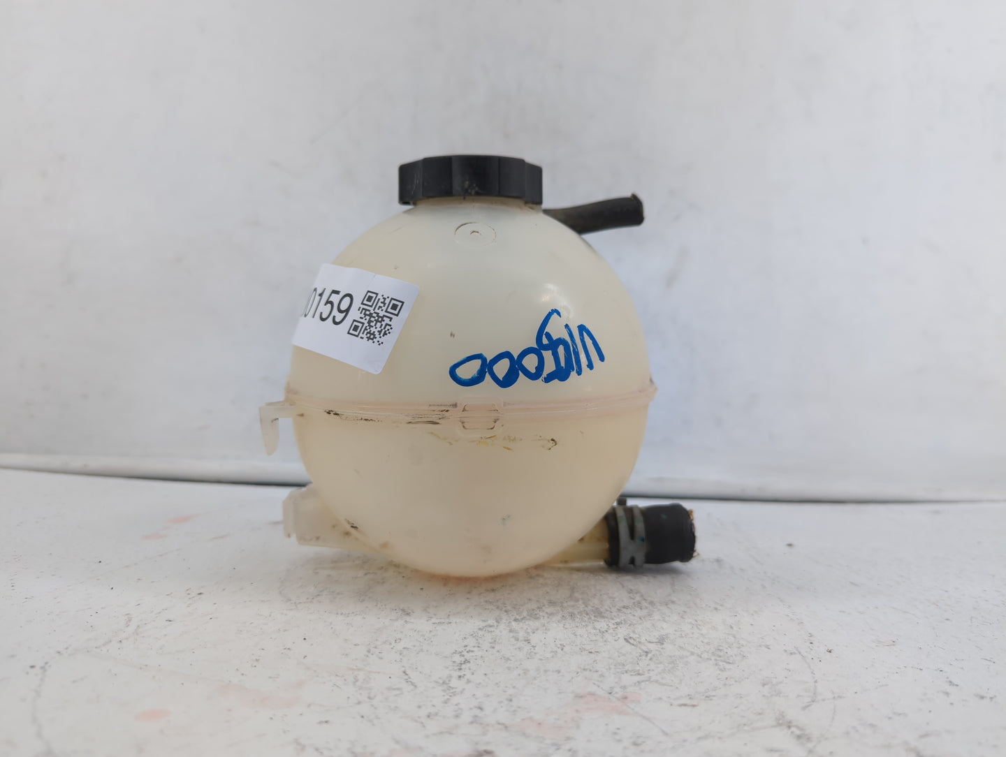 2018 Chevrolet Equinox Radiator Coolant Overflow Expansion Tank Bottle 400159 - Oemusedautoparts1.com