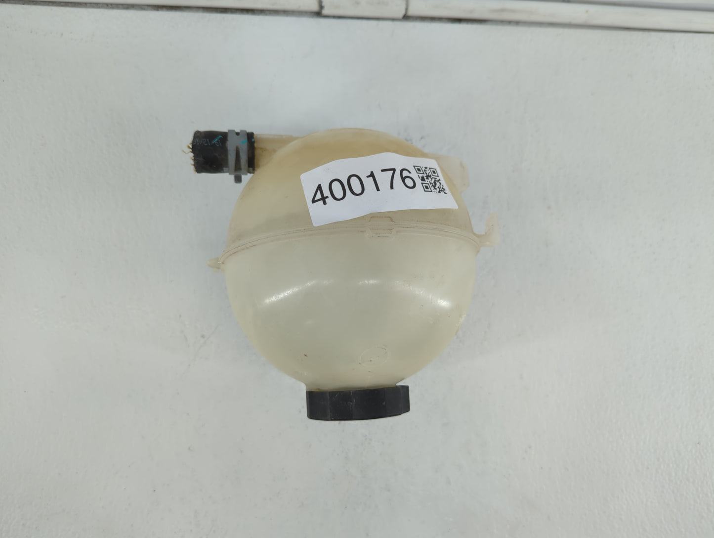 2018 Chevrolet Equinox Radiator Coolant Overflow Expansion Tank Bottle 400176 - Oemusedautoparts1.com
