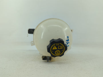 2018 Chevrolet Equinox Radiator Coolant Overflow Expansion Tank Bottle - Oemusedautoparts1.com