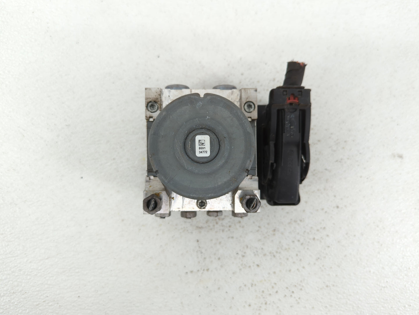 2018-2019 Chevrolet Equinox ABS Pump Control Module Replacement P/N:84560131 84342054, 84342052 Fits Fits 2018 2019 2020 202