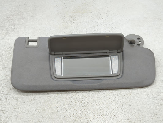 2018-2019 Chevrolet Equinox Sun Visor Shade Replacement Passenger Right Mirror Fits Fits 2018 2019 OEM Used Auto Parts - Oem