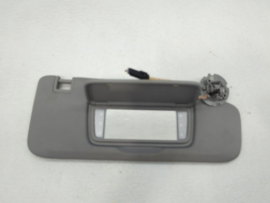 2018-2019 Chevrolet Equinox Sun Visor Shade Replacement Passenger Right Mirror Fits Fits 2018 2019 OEM Used Auto Parts - Oem