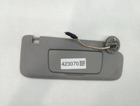 2018-2019 Chevrolet Equinox Sun Visor Shade Replacement Passenger Right Mirror Fits Fits 2018 2019 OEM Used Auto Parts - Oem