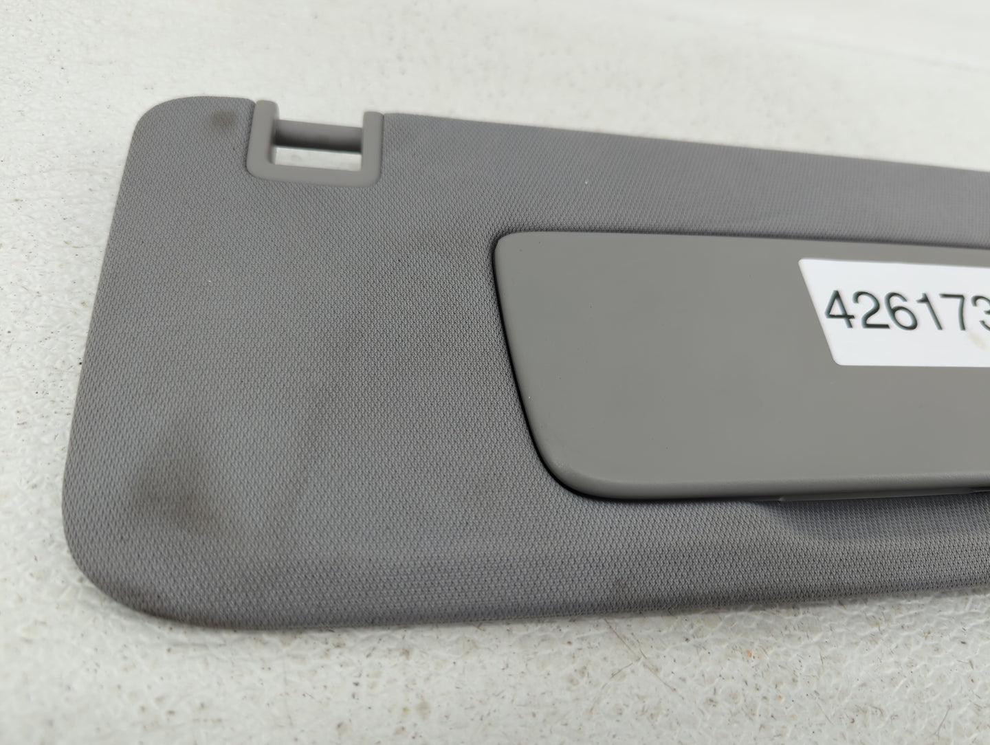 2018-2019 Chevrolet Equinox Sun Visor Shade Replacement Passenger Right Mirror Fits Fits 2018 2019 OEM Used Auto Parts - Oem