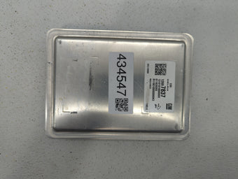 compare product 2018-2020 Chevrolet Equinox PCM Engine Control Computer ECU ECM PCU OEM P/N:12669908 12680876 Fits OEM Used Auto Parts
