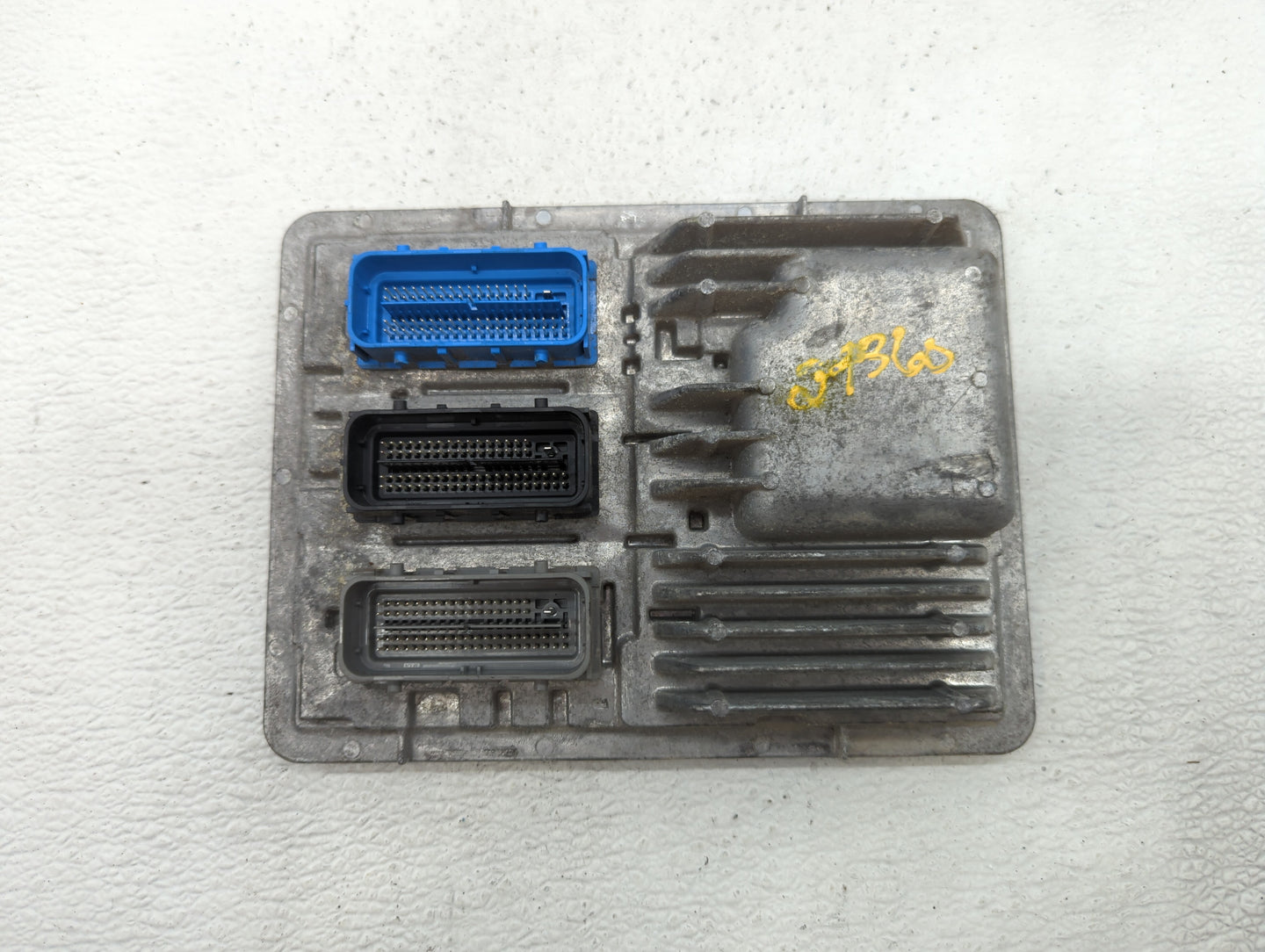 2018-2020 Chevrolet Equinox PCM Engine Control Computer ECU ECM PCU OEM P/N:12669908 12680876 Fits OEM Used Auto Parts - Oem