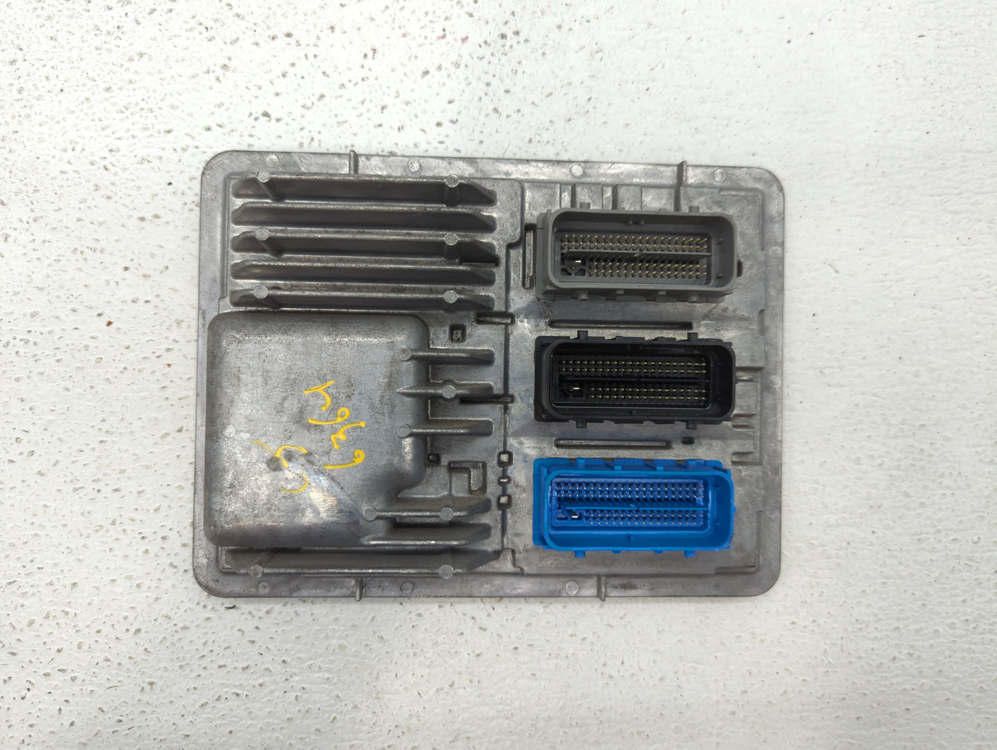 2018-2020 Chevrolet Equinox PCM Engine Control Computer ECU ECM PCU OEM P/N:12669908 12677677 Fits OEM Used Auto Parts - Oem