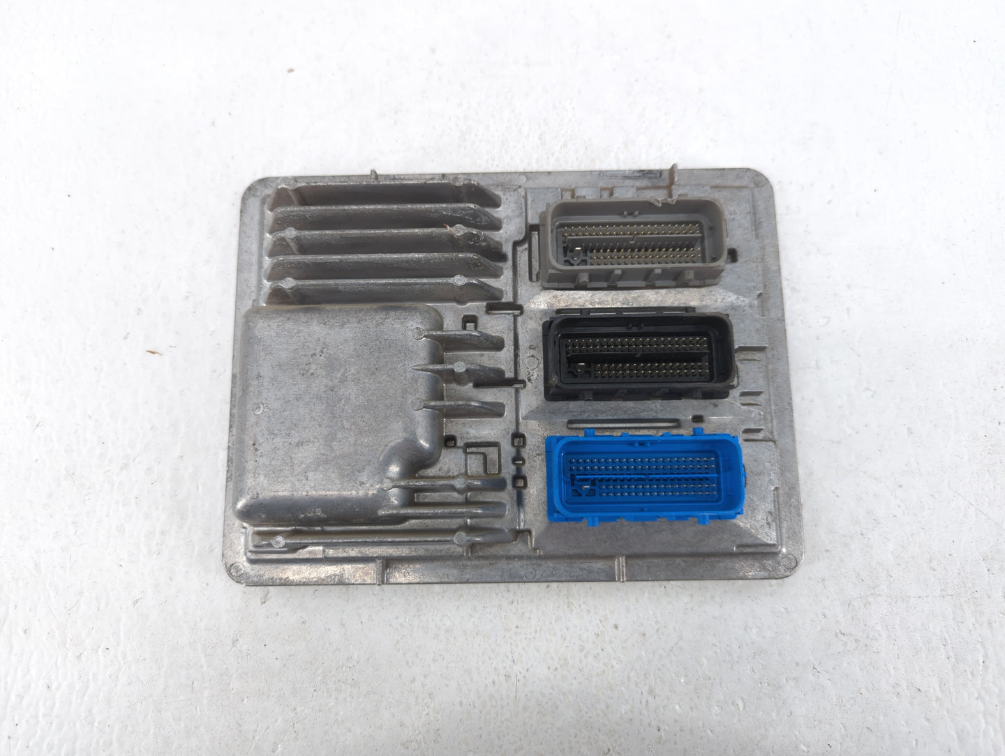 2018-2020 Chevrolet Equinox PCM Engine Control Computer ECU ECM PCU OEM P/N:12697837 12669908 Fits OEM Used Auto Parts - Oem