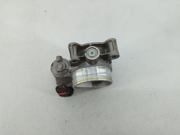 2018-2020 Chevrolet Equinox Throttle Body P/N:12669071DA 12670837AA Fits Fits 2013 2014 2015 2016 2017 2018 2019 2020 2021 OEM Used Auto Parts