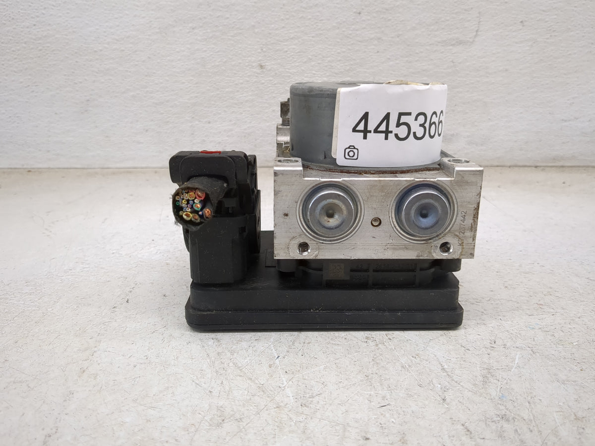 2018-2019 Chevrolet Equinox Anti-Lock Brake ABS Pump Module Actuator OEM P/N:84254906 Fits Fits 2018 2019 2020 2021 OEM Used