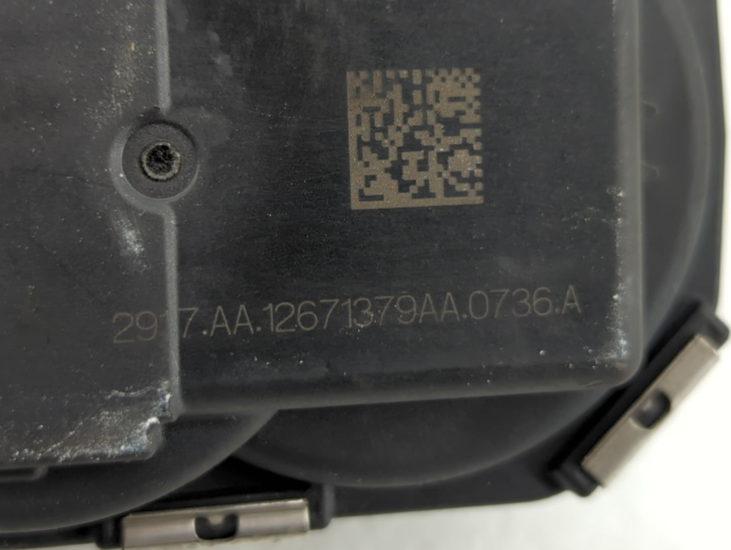 2018-2022 Chevrolet Equinox Throttle Body P/N:12671379AA Fits Fits 2016 2017 2018 2019 2020 2021 2022 OEM Used Auto Parts - 