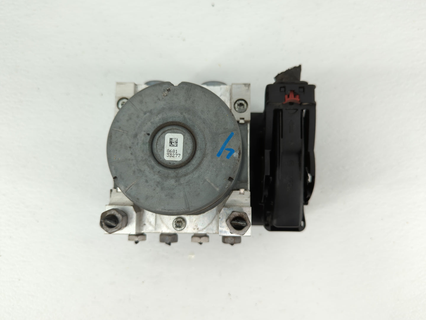 2018-2019 Chevrolet Equinox ABS Pump Control Module Replacement P/N:84254909 84254906, 84646849 Fits Fits 2018 2019 2020 202