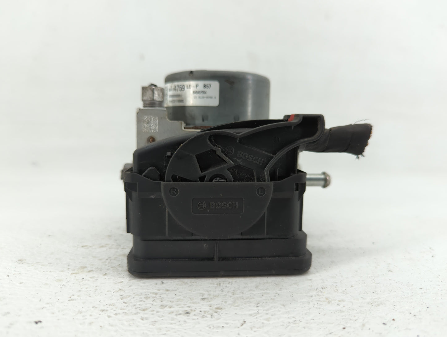 2018-2019 Chevrolet Equinox ABS Pump Control Module Replacement P/N:84414760 84254909, 84254906 Fits Fits 2018 2019 2020 202