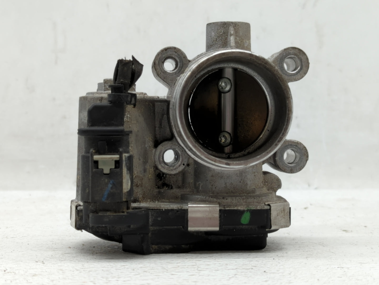 2018-2022 Chevrolet Equinox Throttle Body P/N:12671379AA Fits Fits 2016 2017 2018 2019 2020 2021 2022 OEM Used Auto Parts - 