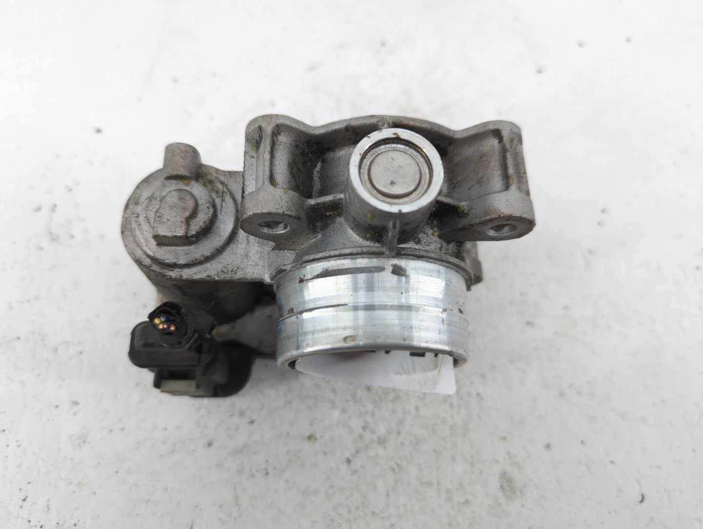 2018-2022 Chevrolet Equinox Throttle Body P/N:12671379AA Fits Fits 2016 2017 2018 2019 2020 2021 2022 OEM Used Auto Parts - 