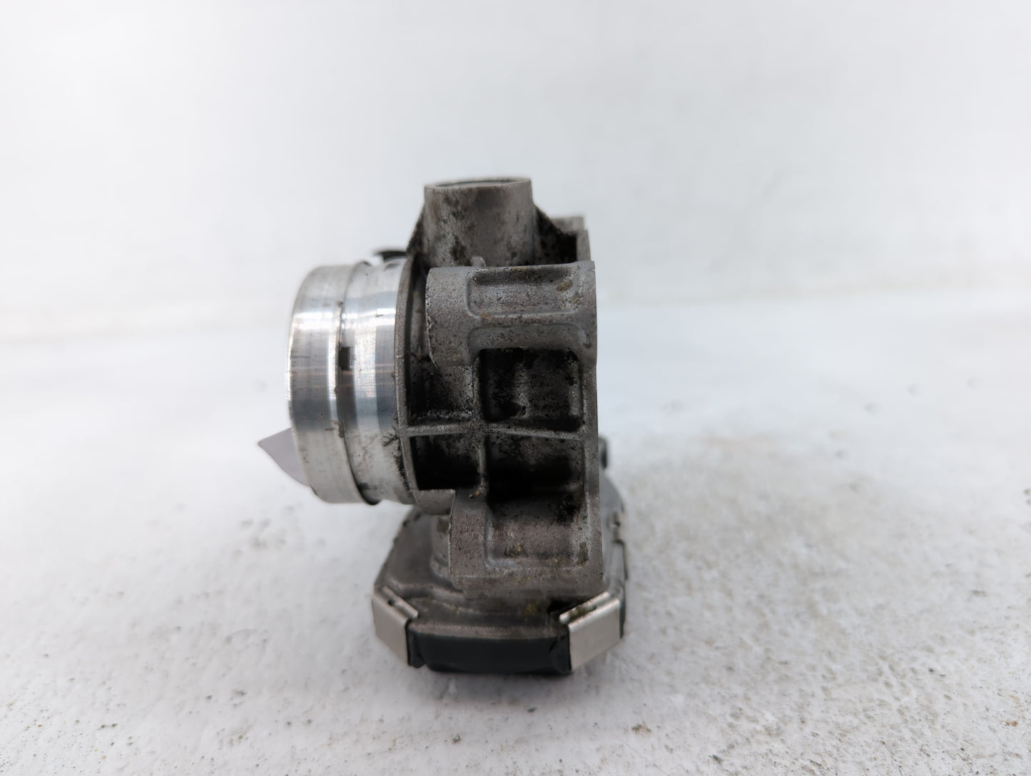 2018-2022 Chevrolet Equinox Throttle Body P/N:12671379AA Fits Fits 2016 2017 2018 2019 2020 2021 2022 OEM Used Auto Parts - 