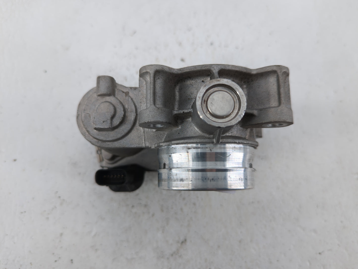2018-2022 Chevrolet Equinox Throttle Body P/N:12671379AA Fits Fits 2016 2017 2018 2019 2020 2021 2022 OEM Used Auto Parts - 