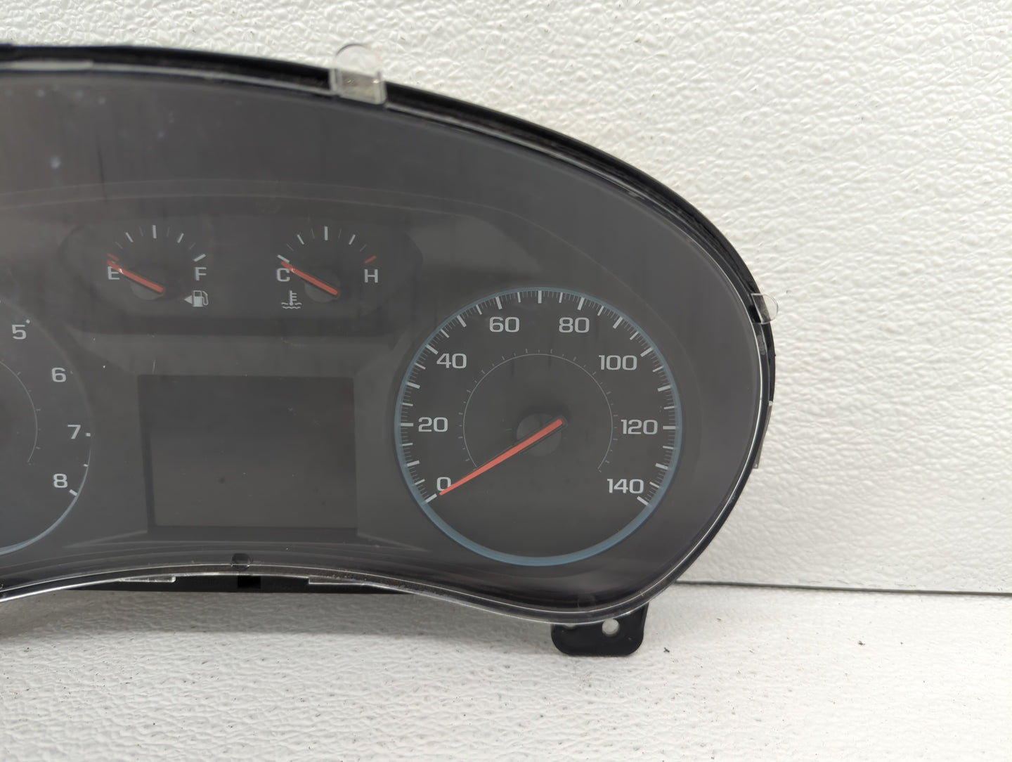 2018 Chevrolet Equinox Instrument Cluster Speedometer Gauges P/N:84404402 84424074 Fits OEM Used Auto Parts - Oemusedautopar