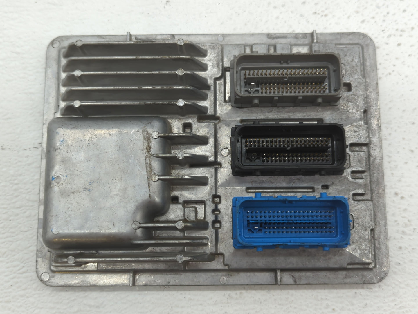 2018-2020 Chevrolet Equinox PCM Engine Control Computer ECU ECM PCU OEM P/N:12669908 12697838 Fits OEM Used Auto Parts - Oem