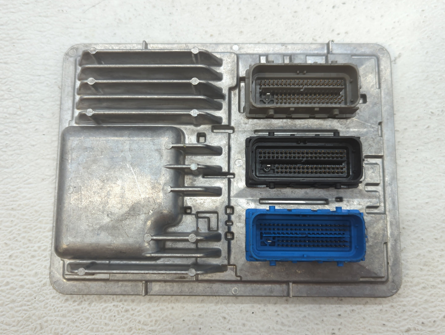 2018-2020 Chevrolet Equinox PCM Engine Control Computer ECU ECM PCU OEM P/N:12669908 12687328 Fits OEM Used Auto Parts - Oem