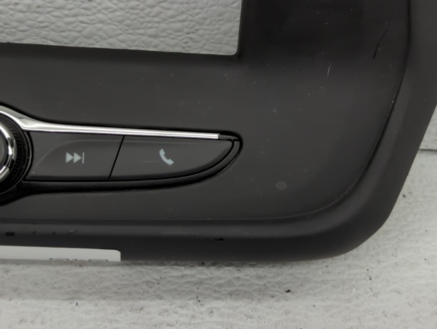 2018-2018 Chevrolet Equinox Radio Control Panel - Oemusedautoparts1.com
