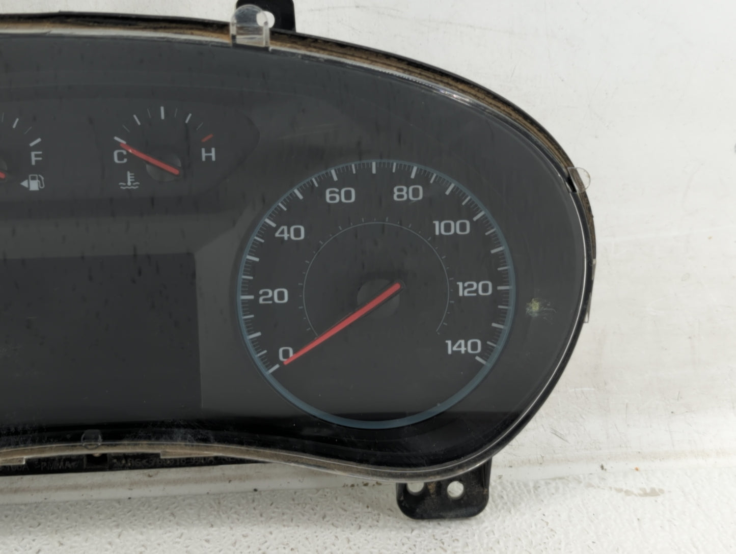 2018 Chevrolet Equinox Instrument Cluster Speedometer Gauges P/N:84404402 84424074 Fits OEM Used Auto Parts - Oemusedautopar