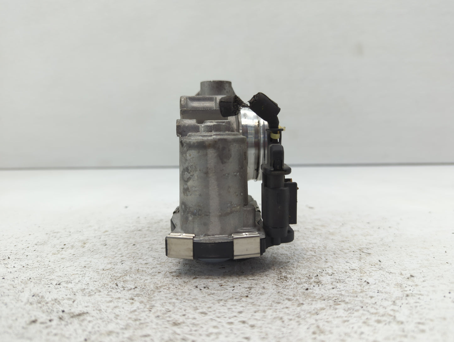 2018-2022 Chevrolet Equinox Throttle Body P/N:1267 1979AA Fits Fits 2016 2017 2018 2019 2020 2021 2022 OEM Used Auto Parts -