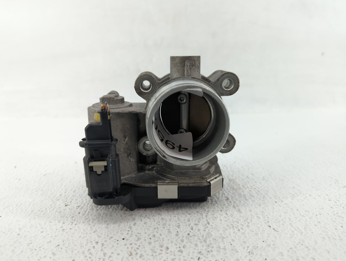 2018-2022 Chevrolet Equinox Throttle Body P/N:12671379AA Fits Fits 2016 2017 2018 2019 2020 2021 2022 OEM Used Auto Parts - 