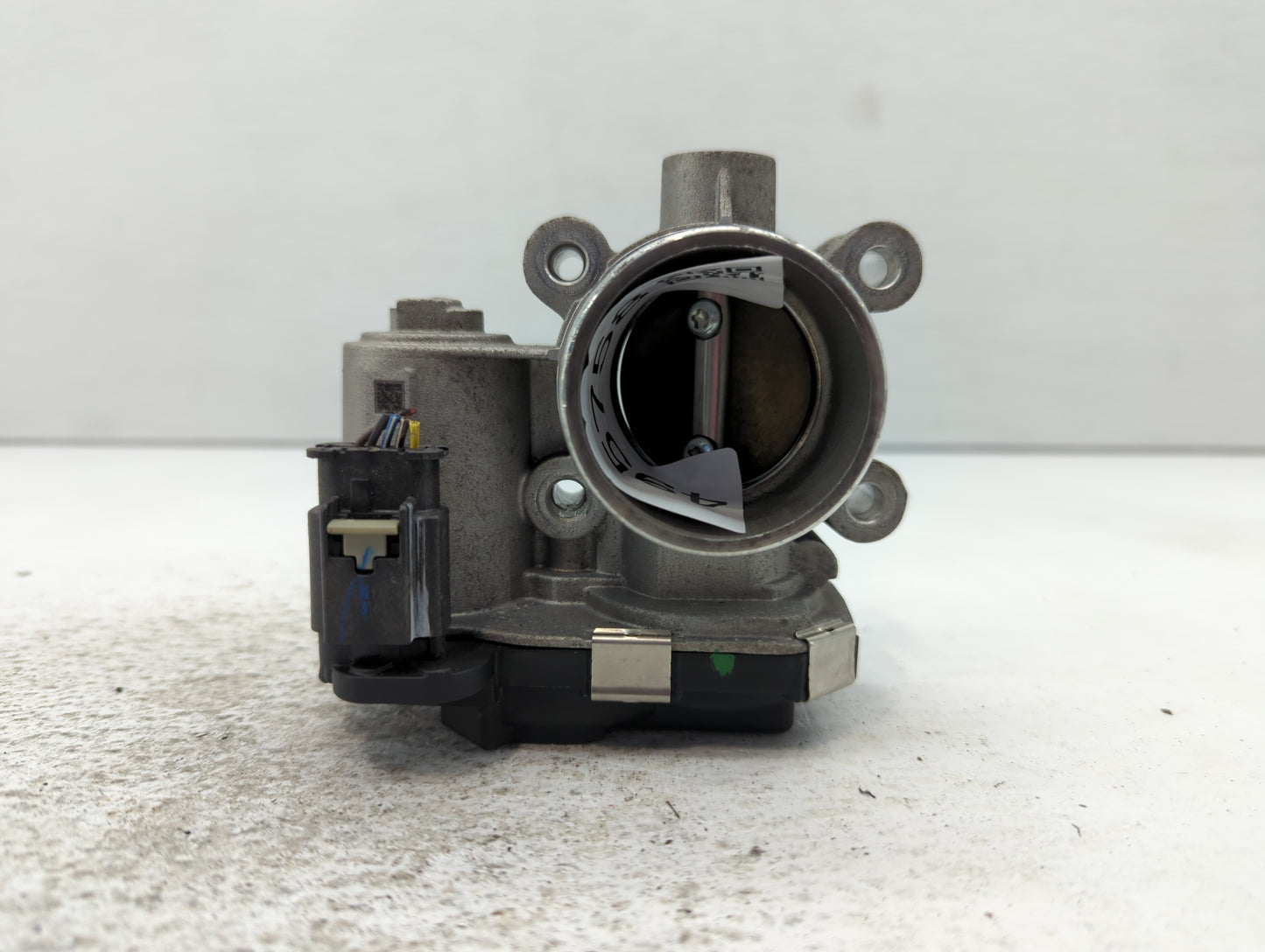 2018-2022 Chevrolet Equinox Throttle Body P/N:12671379AA Fits Fits 2016 2017 2018 2019 2020 2021 2022 OEM Used Auto Parts - 