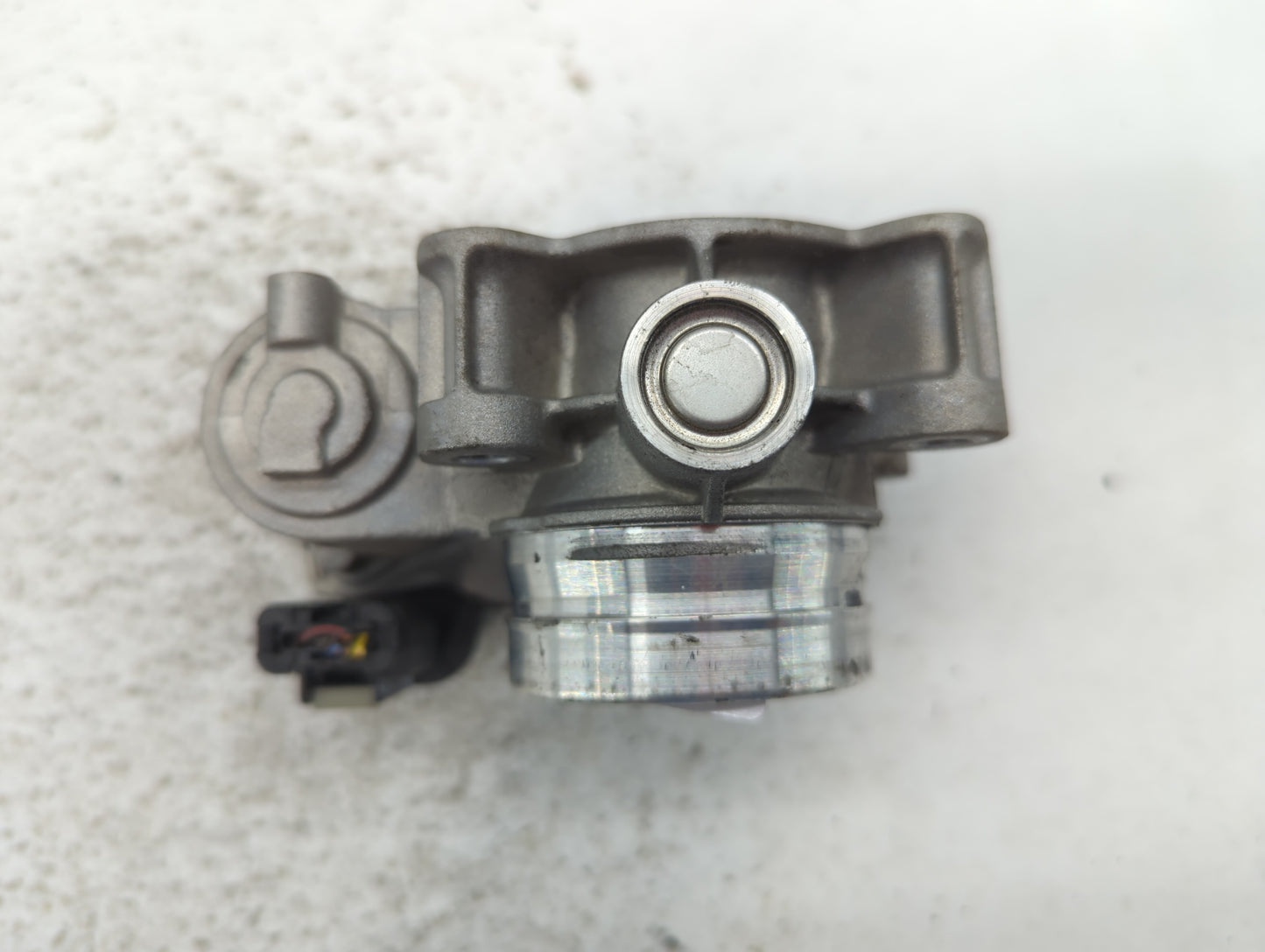 2018-2022 Chevrolet Equinox Throttle Body P/N:12671379AA Fits Fits 2016 2017 2018 2019 2020 2021 2022 OEM Used Auto Parts - 