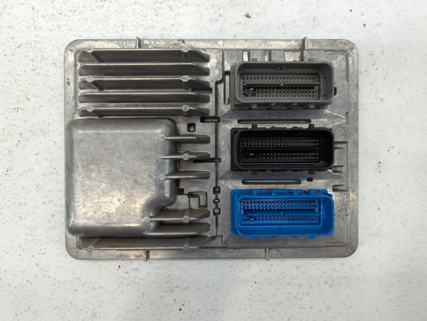 2018-2020 Chevrolet Equinox PCM Engine Control Computer ECU ECM PCU OEM P/N:12688973 Fits Fits 2017 2018 2019 2020 2021 2022