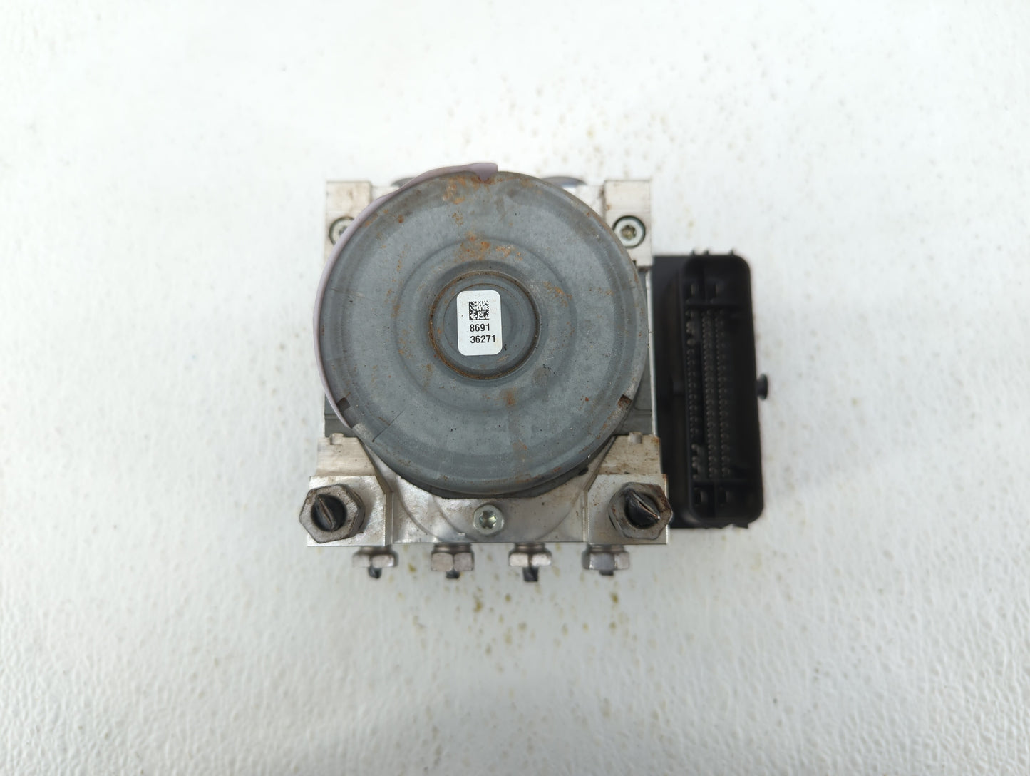 2018-2019 Chevrolet Equinox ABS Pump Control Module Replacement P/N:84414759 84414760, 84254909 Fits Fits 2018 2019 2020 202