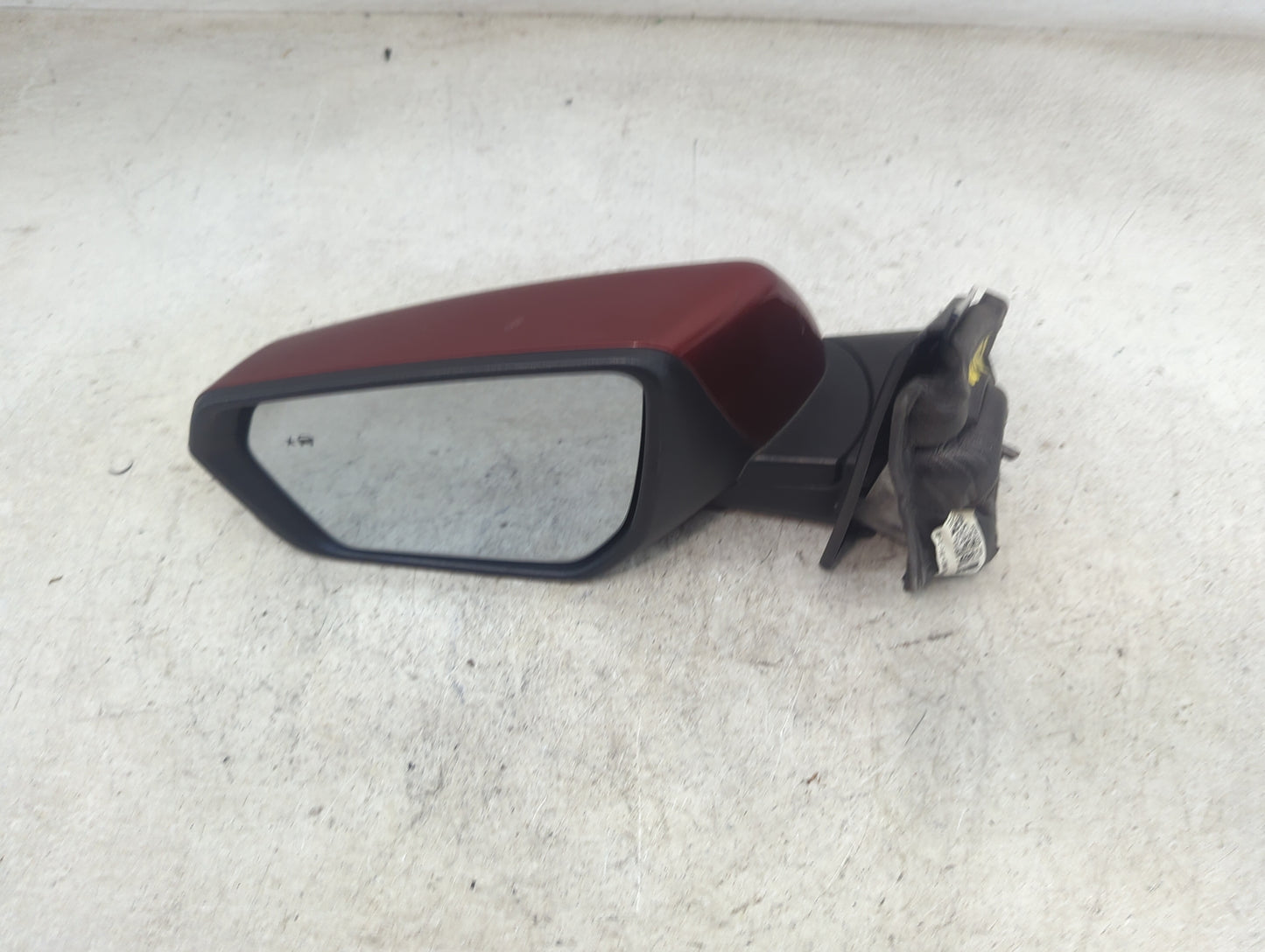 2018-2020 Chevrolet Equinox Driver Side View Mirror - Left Door Mirror OEM Used - Oemusedautoparts1.com