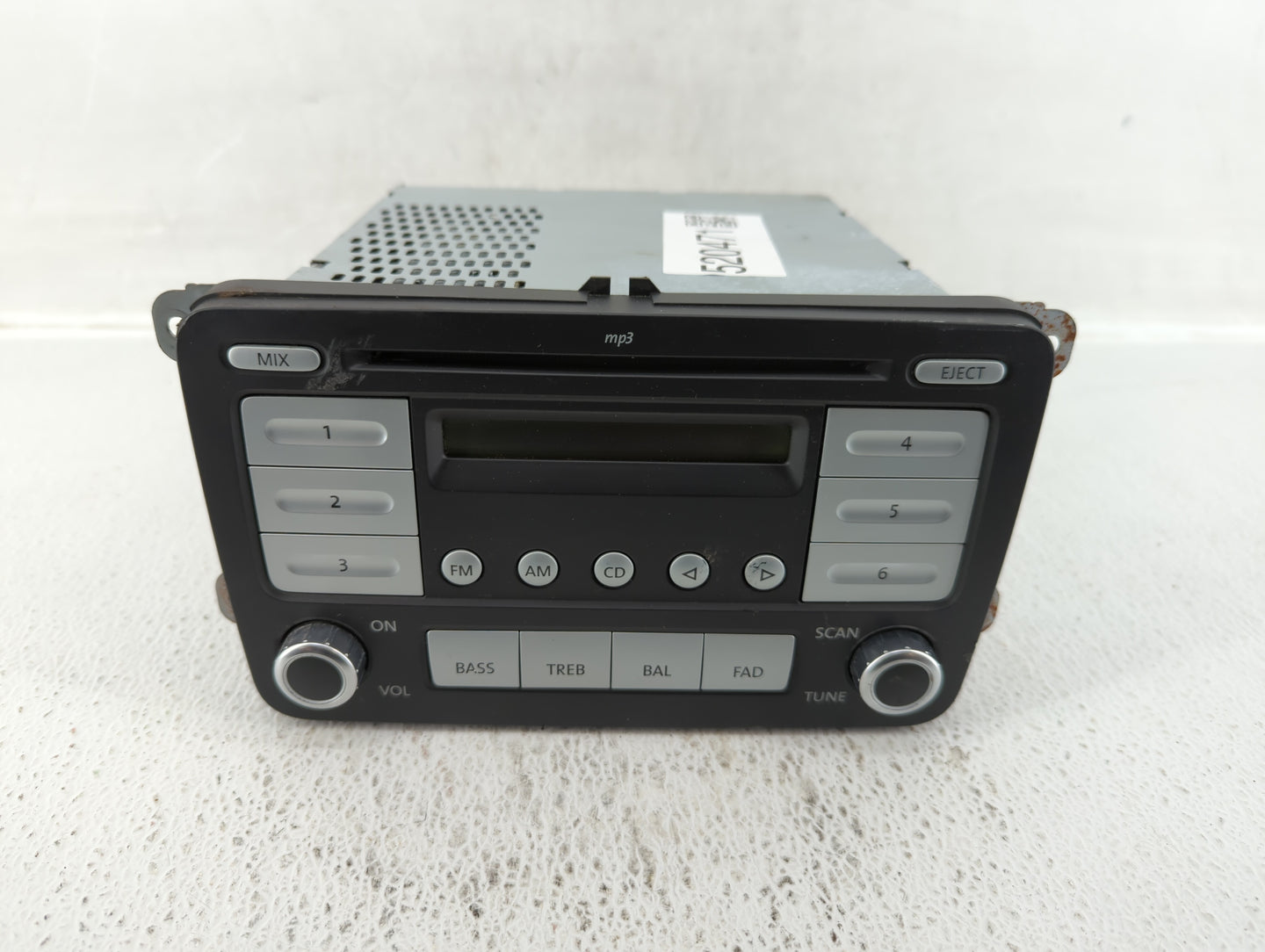 2018-2018 Chevrolet Equinox Am Fm Cd Player Radio Receiver - Oemusedautoparts1.com