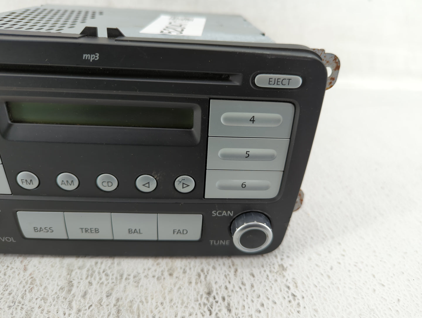 2018-2018 Chevrolet Equinox Am Fm Cd Player Radio Receiver - Oemusedautoparts1.com