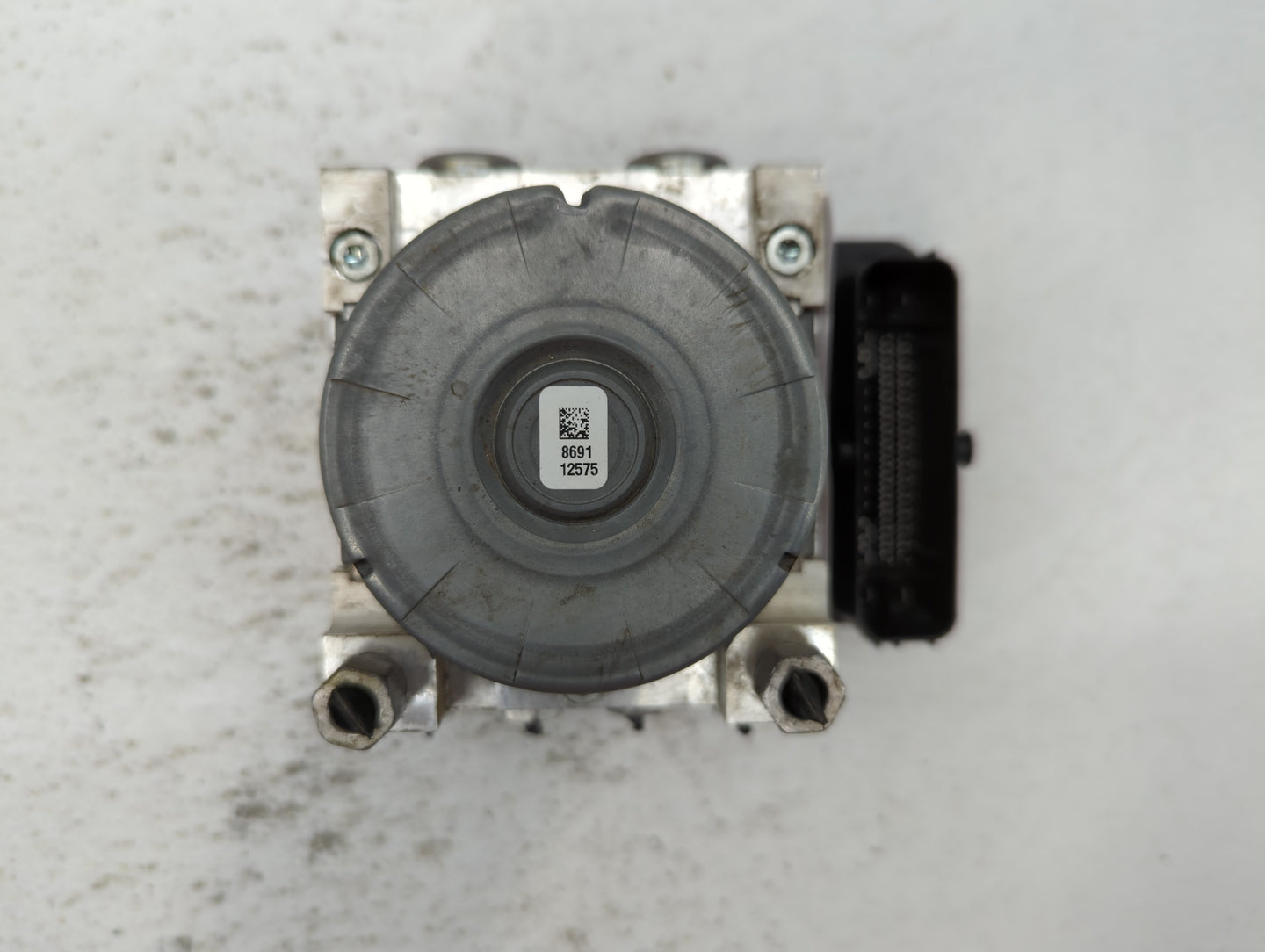 2018-2019 Chevrolet Equinox ABS Pump Control Module Replacement P/N:84254906 84414759, 84414760 Fits Fits 2018 2019 2020 202